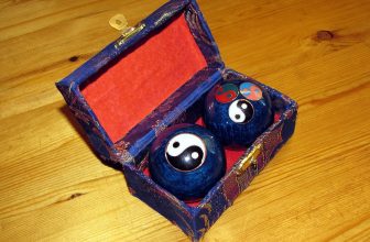 Chinese medicine balls