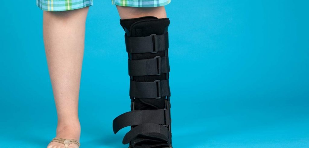 Tips for wearing a walking boot